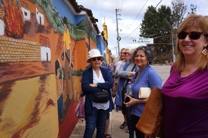 Comalapa Art Walk - Naif Art of Guatemala Tour